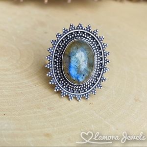 Labradorite Ring In 925 Sterling Silver